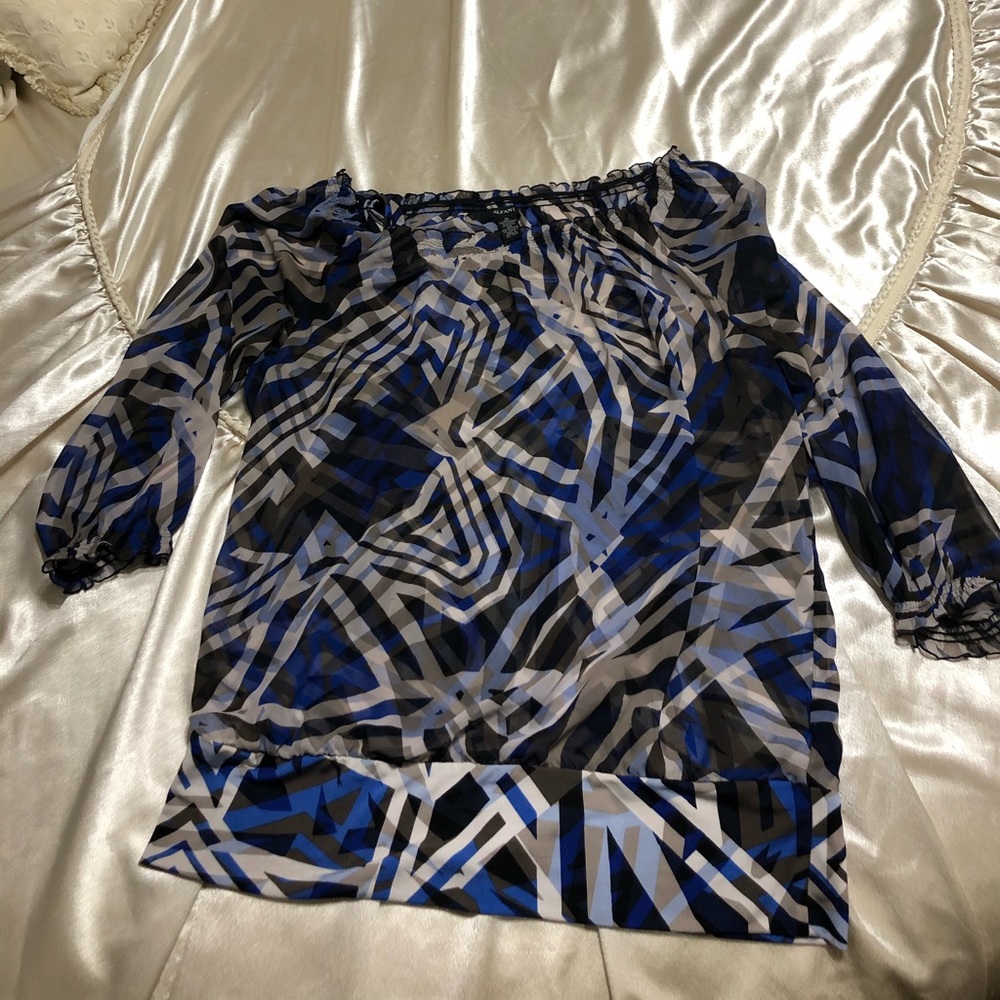 ALFANI - Super cute blouse